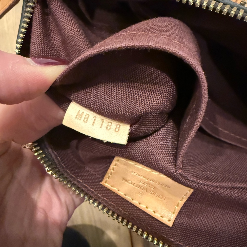 LAST CHANCE- Louis Vuitton Monogram Turenne PM - Picture 11 of 17
